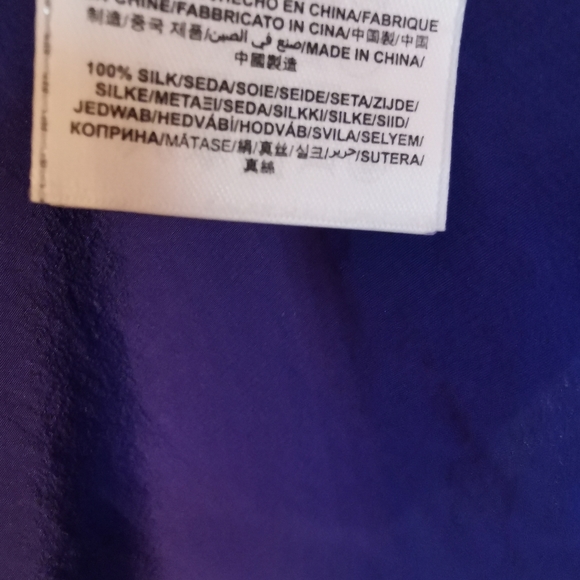 Guess by Marciano 100% silk shirt - Picture 7 of 7